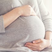 Gravid graviditet föda barn